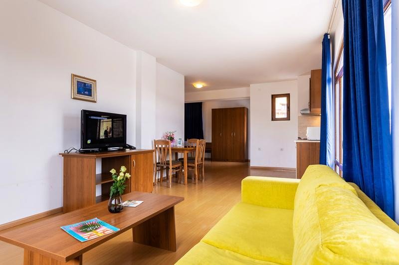 Napospart utazás Sunrise Family Resort