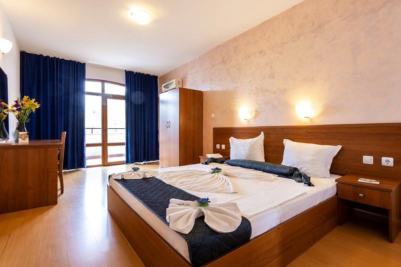 Napospart utazás Sunrise Family Resort