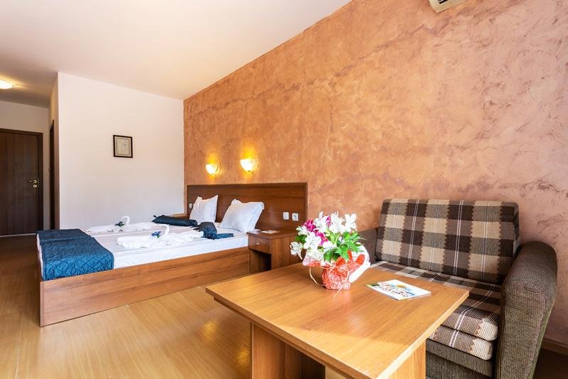 Napospart utazás Sunrise Family Resort