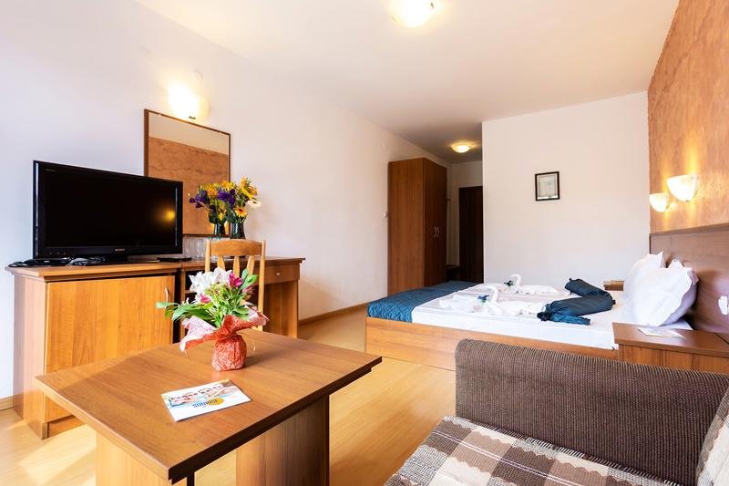 Napospart utazás Sunrise Family Resort