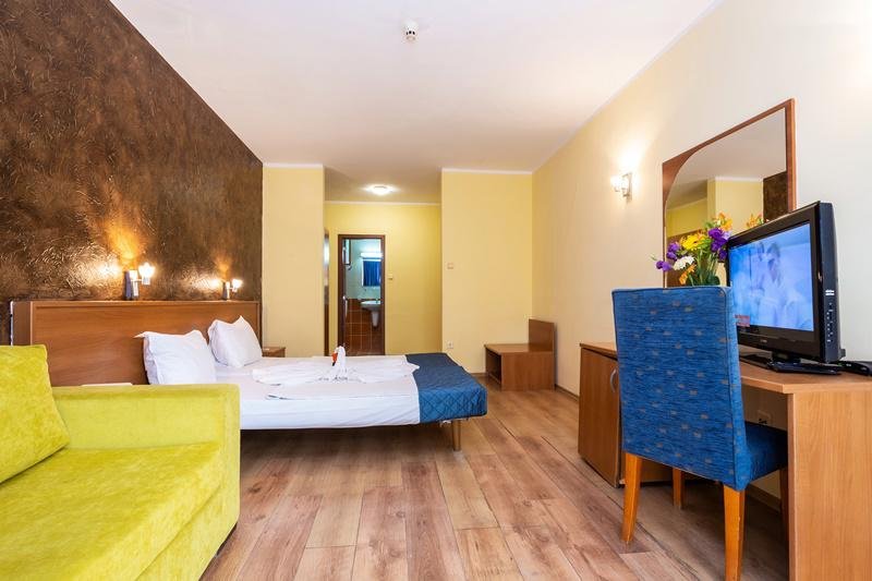 Napospart utazás Sunrise Family Resort