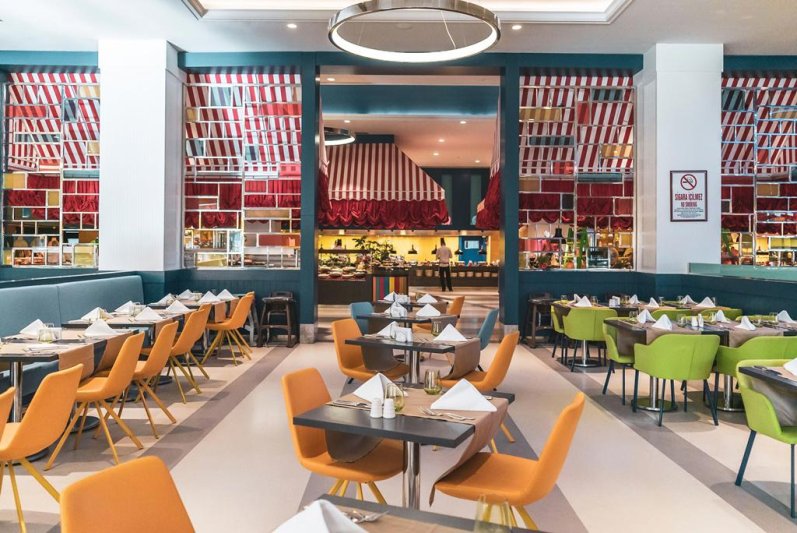 Belek utazás Rixos World The Land of Legends