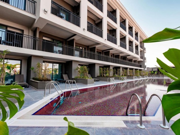 Belek utazás The X Belek