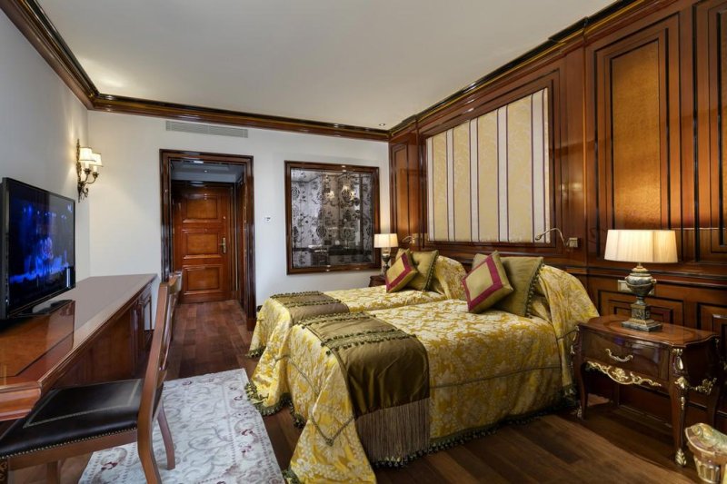 Antalya utazás Titanic Mardan Palace