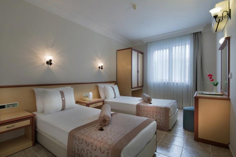 Alanya utazás Villa Sun Flower Aparts & Suites