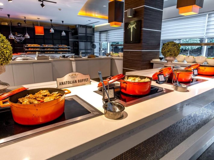 Alanya utazás White City Resort