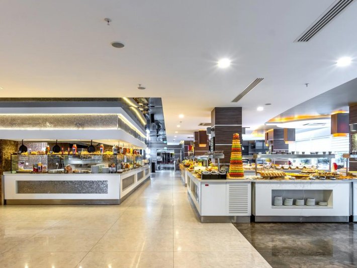 Alanya utazás White City Resort