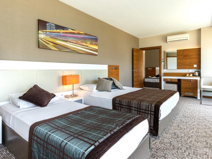 Alanya utazás White City Resort