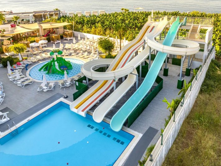 Alanya utazás White City Resort