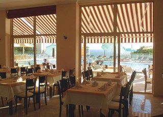 Kusadasi utazás Arora Hotel