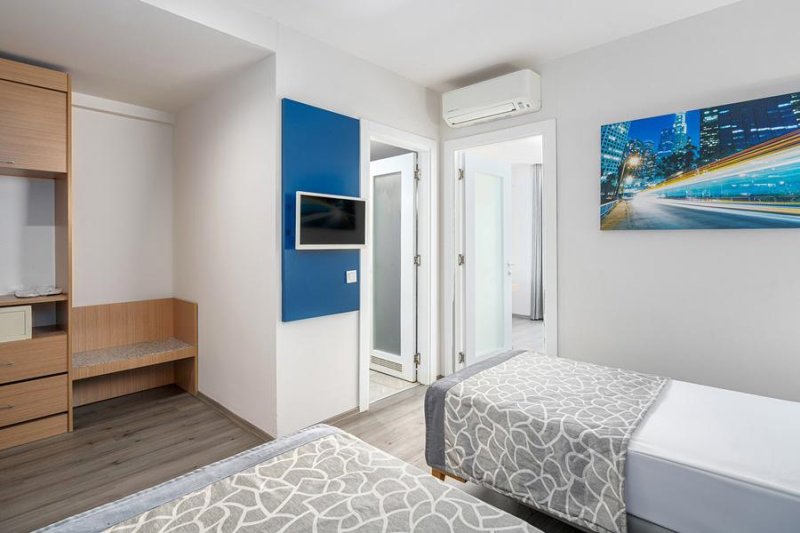 Alanya utazás Avena Resort