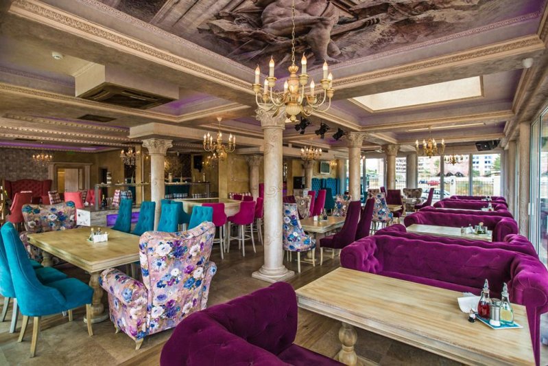 Napospart utazás Avenue Deluxe