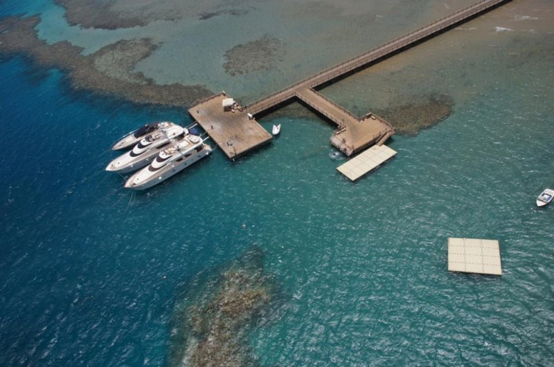 Hurghada utazás Cleopatra Luxury