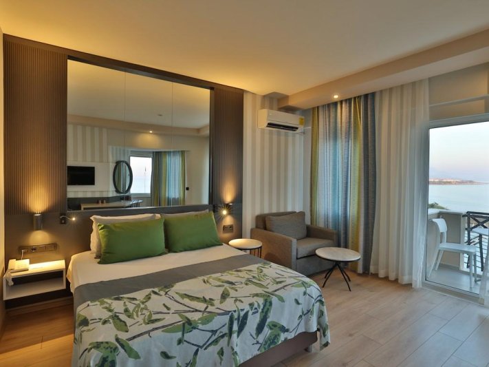 Alanya utazás Crystal Land Of Paradise