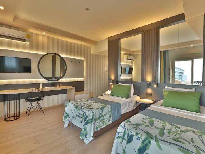 Alanya utazás Crystal Land Of Paradise