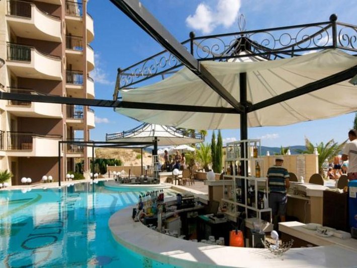 Napospart utazás Golden Ina Hotel