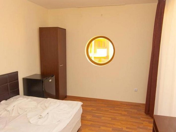 Napospart utazás Golden Ina Hotel