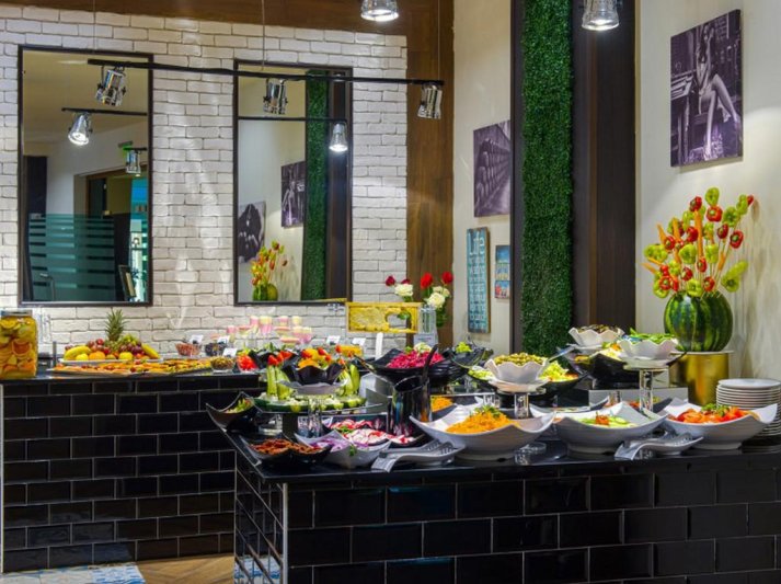 Szveti Vlasz utazás Grand Hotel Sveti Vlas