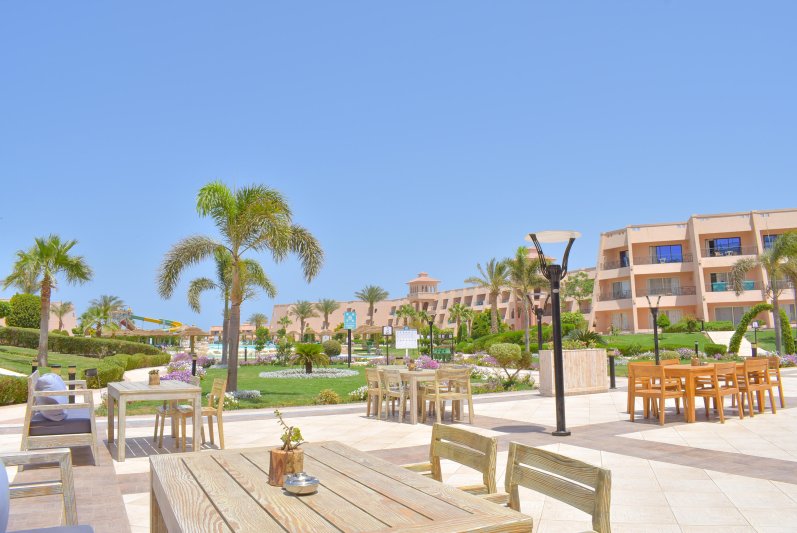 Hurghada utazás Jasmine Palace Resort