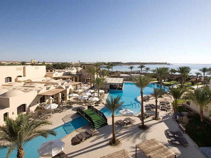 Hurghada utazás Jaz Makadina