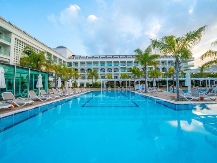 Kemer utazás Karmir Resort & Spa