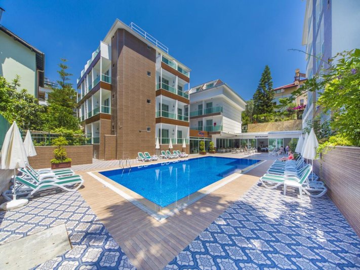 Alanya utazás Kleopatra Atlas Hotel
