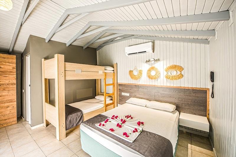 Side utazás Leda Beach Hotel