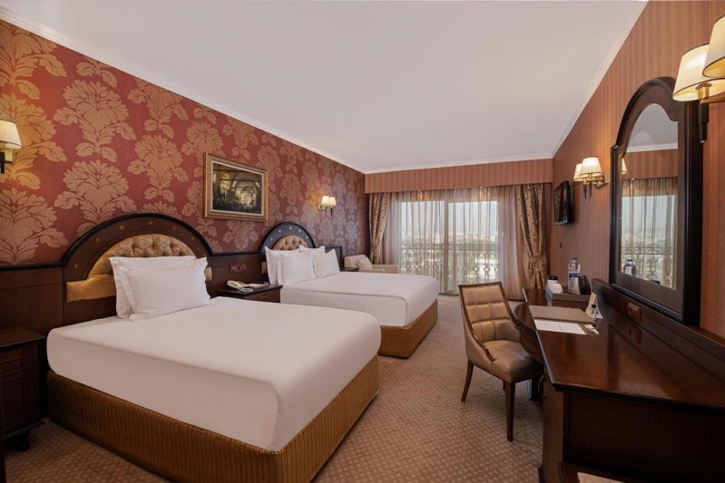 Antalya utazás Megasaray Westbeach Antalya