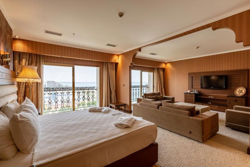 Antalya utazás Megasaray Westbeach Antalya