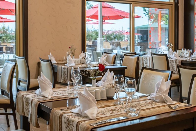 Antalya utazás Megasaray Westbeach Antalya