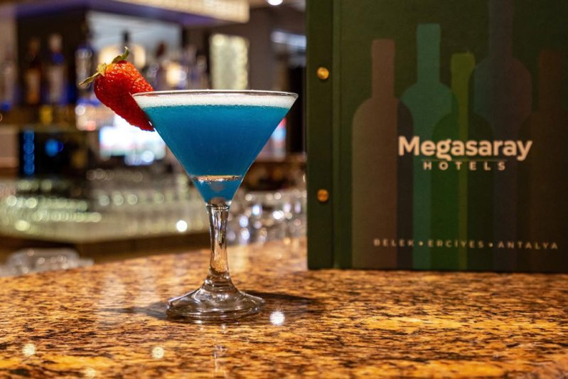 Antalya utazás Megasaray Westbeach Antalya
