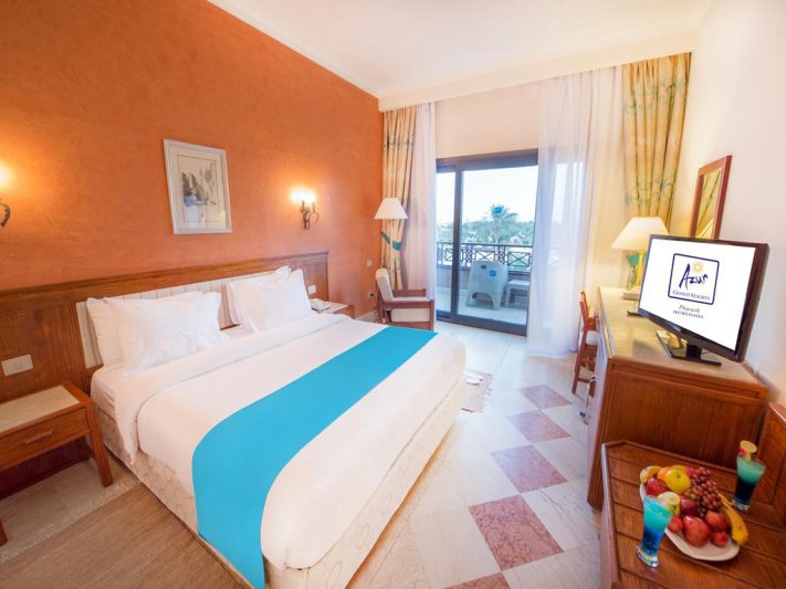 Hurghada utazás Pharaoh Azur