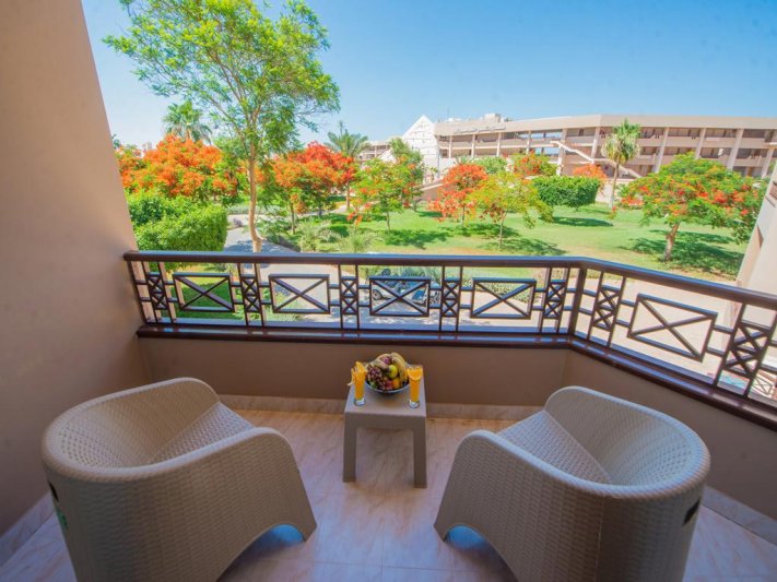 Hurghada utazás Pharaoh Azur