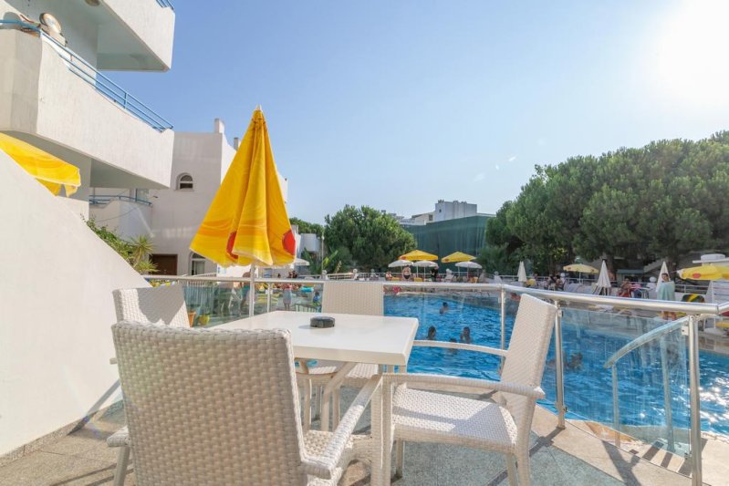 Kusadasi utazás Ponz Hotel