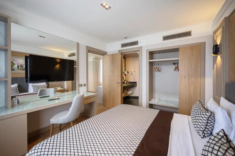 Antalya utazás Porto Bello Hotel Resort & Spa