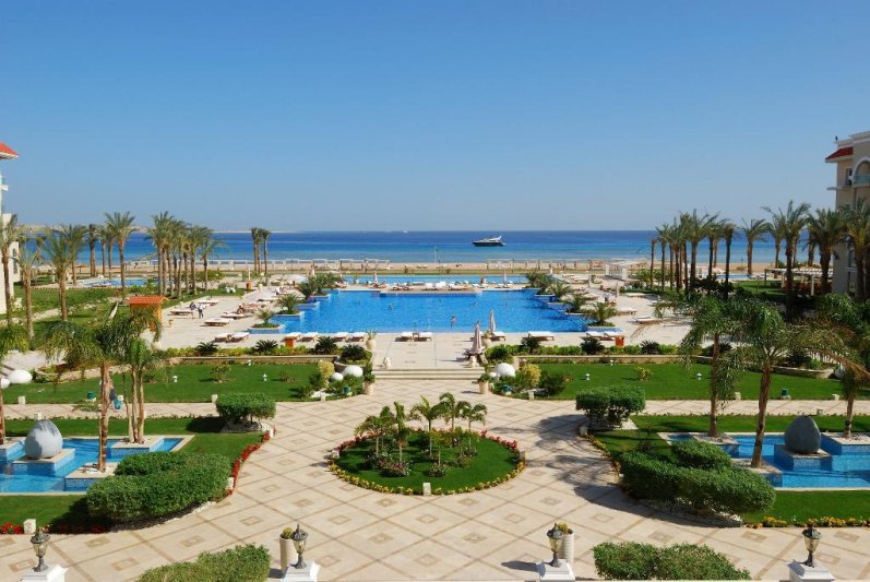Hurghada utazás Premier Le Reve Hotel & Spa