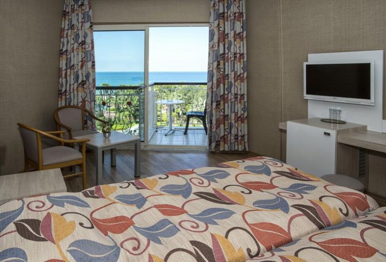 Antalya utazás Riviera Hotel & Spa