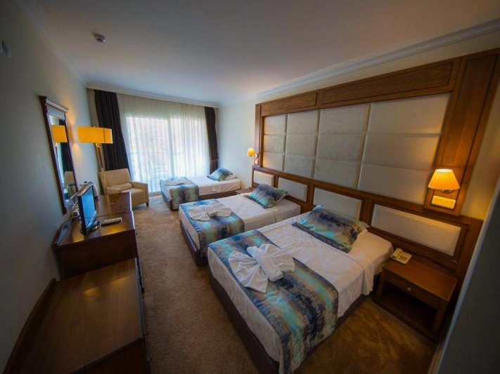 Kusadasi utazás Scala Nuova Beach Hotel