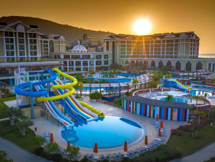 Izmir utazás Sunis Efes Royal Palace