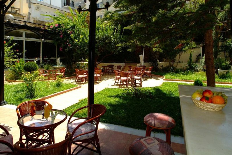 Kréta utazás Achillion Palace