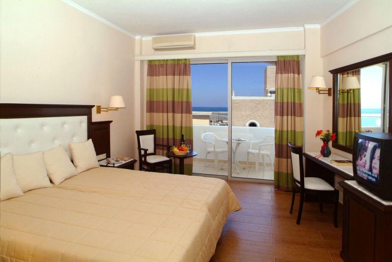 Kréta utazás Achillion Palace