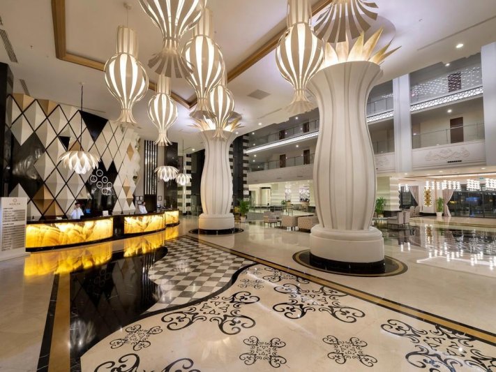 Antalya utazás Adalya Elite