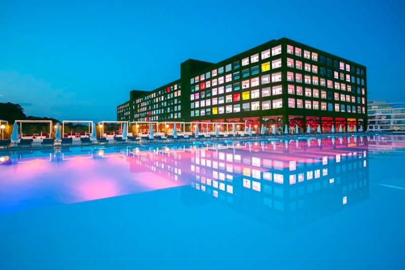 Belek utazás Adam & Eve