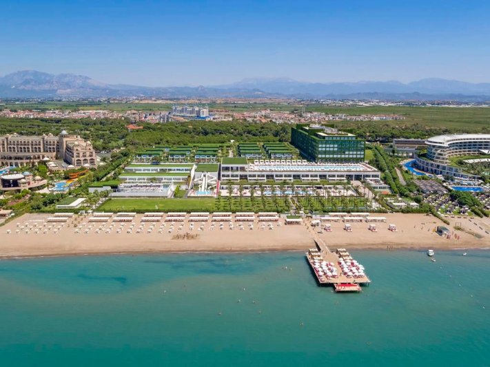 Belek utazás Adam & Eve