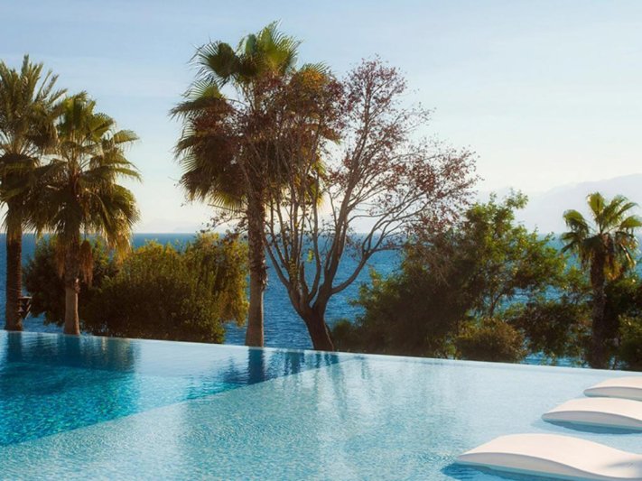 Antalya utazás Akra