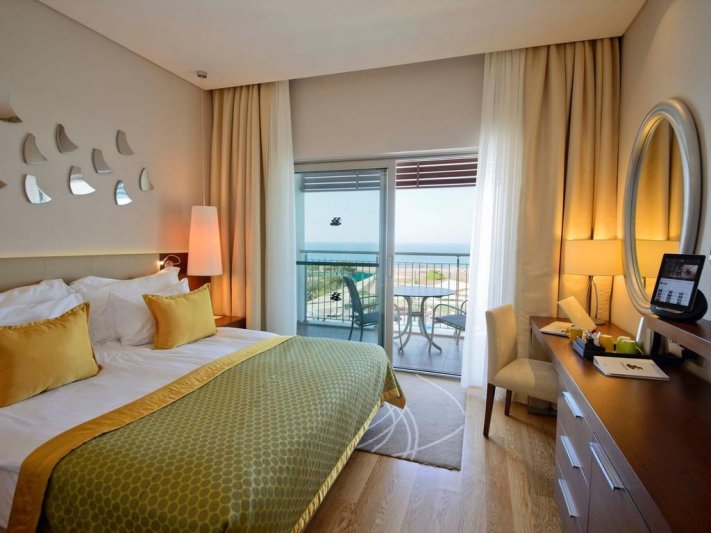 Akra Sorgun Side