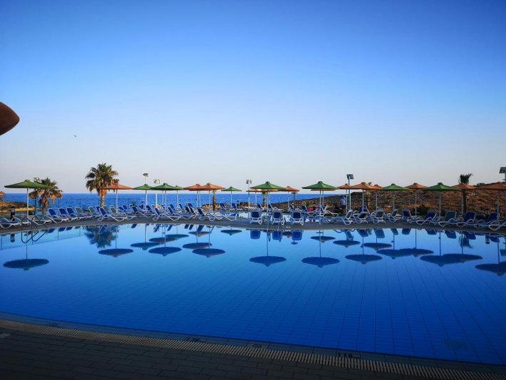 Dél-Ciprus utazás Aktea Beach Village