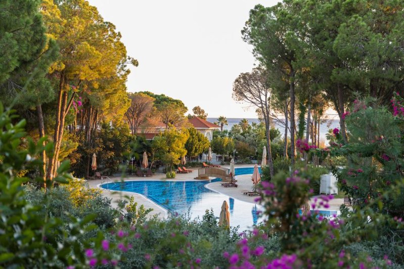 Alibey Resort Side