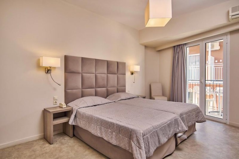 Zakynthos utazás Altura Hotel