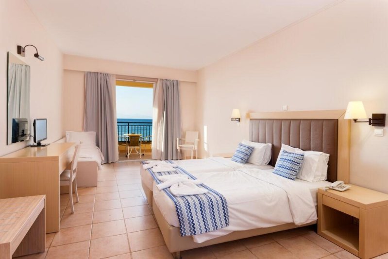 Zakynthos utazás Alykanas Village Hotel
